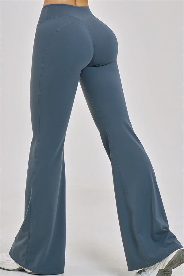 The Zenith Sports Bra Flared Leggings 2-Piece Set