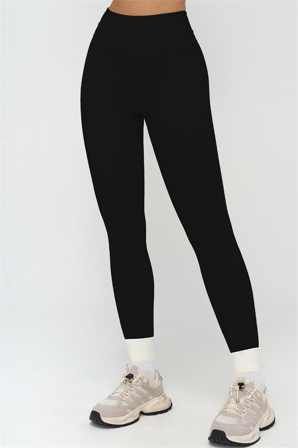 The Stride Sports Bra Leggings 2-Piece Set