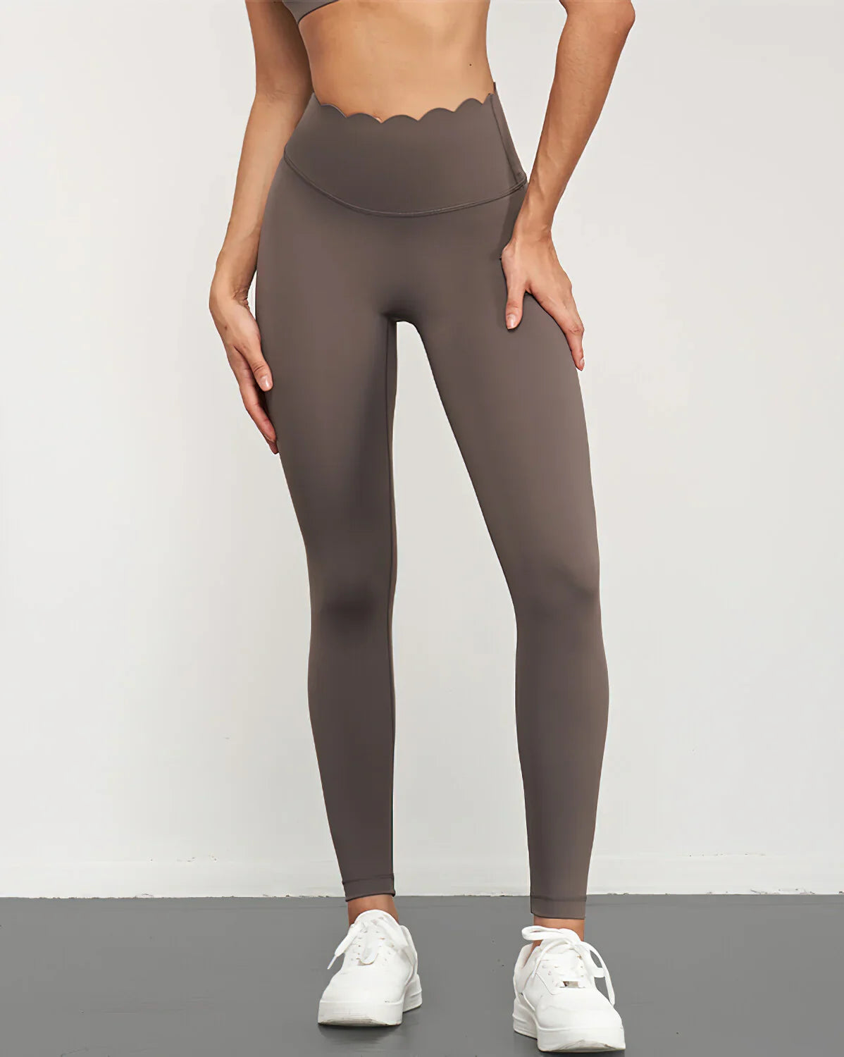 Hello Day Scalloped Waist High Rise Leggings